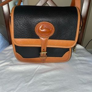 Vintage Dooney & Bourke Crossbody bag